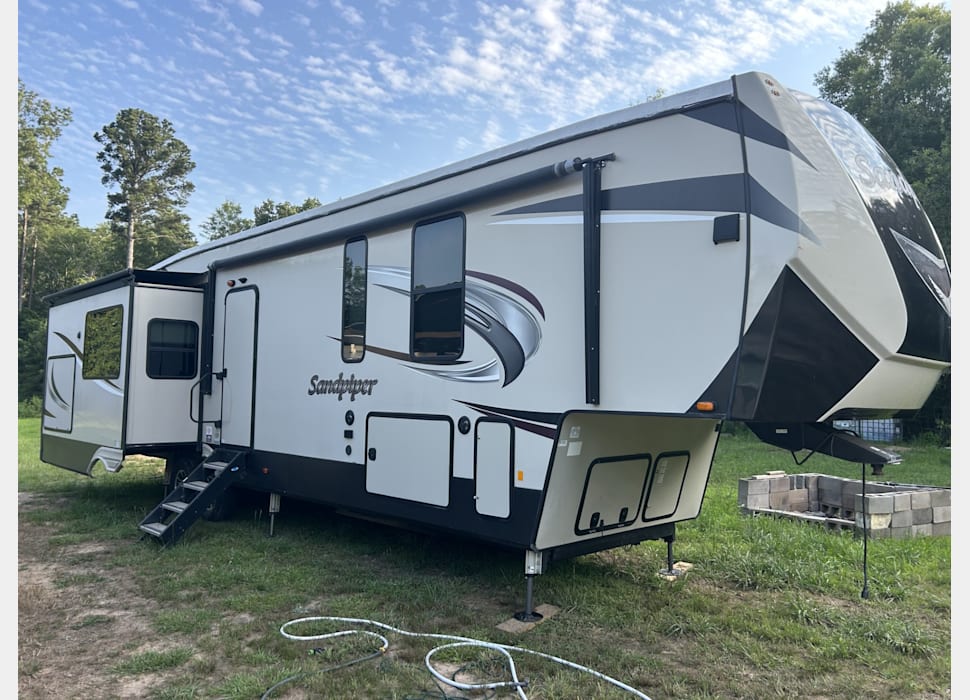 Fifth Wheel rentals in Shreveport