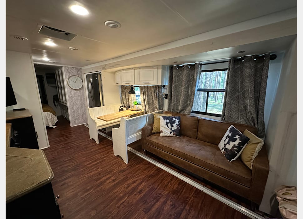 Class A Motor Home rentals in Benton