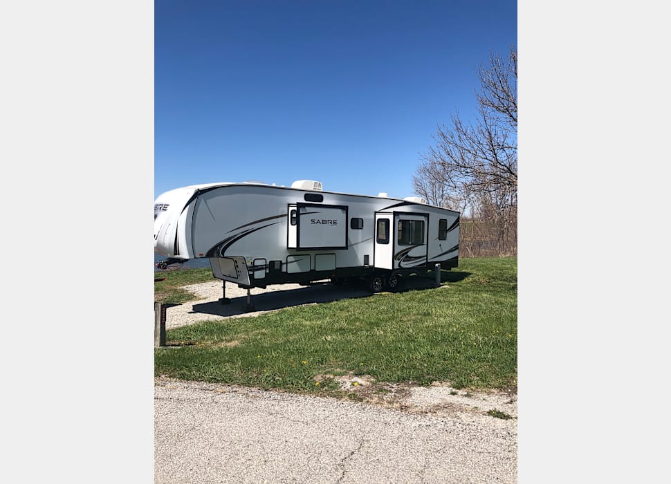 Fifth Wheel rentals in Paola