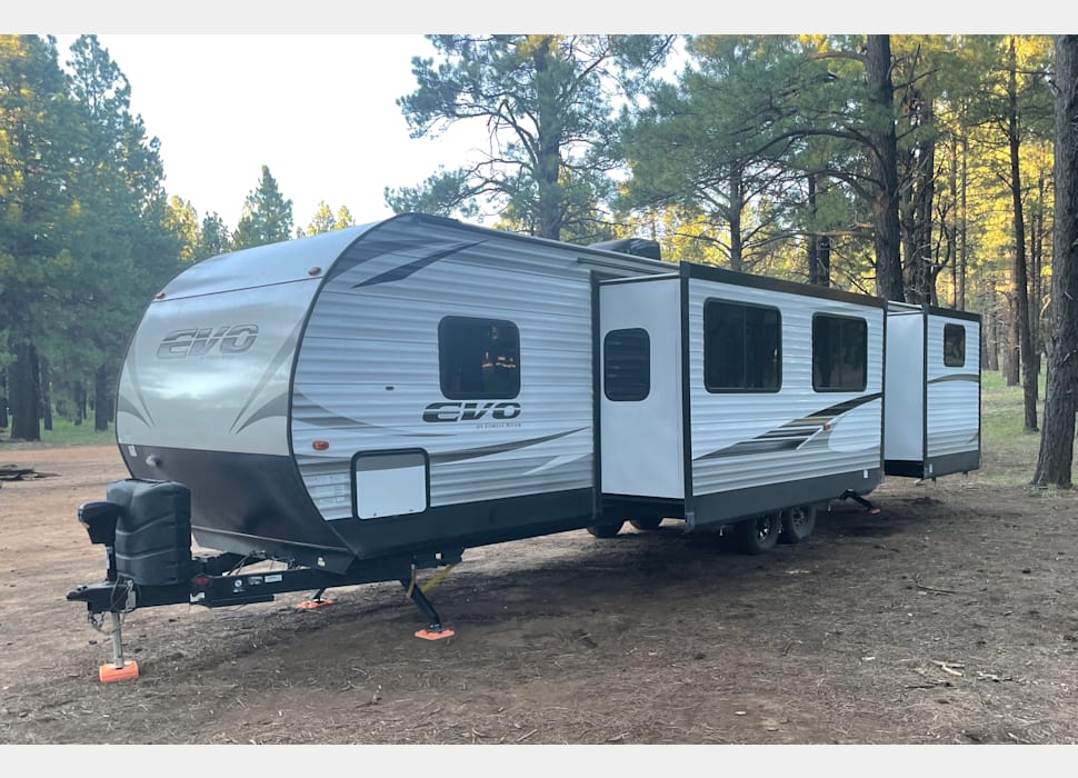 Travel Trailer rentals in Dewey