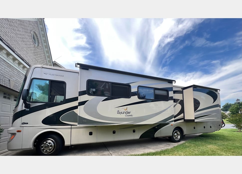 Class A Motor Home rentals in Woodbine