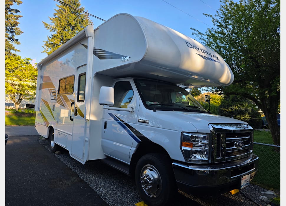 Class C Motor Home rentals in Everett