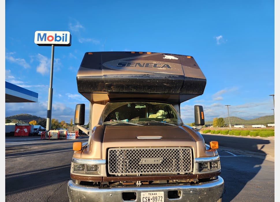 Class C Motor Home rentals in MOHAVE VALLEY