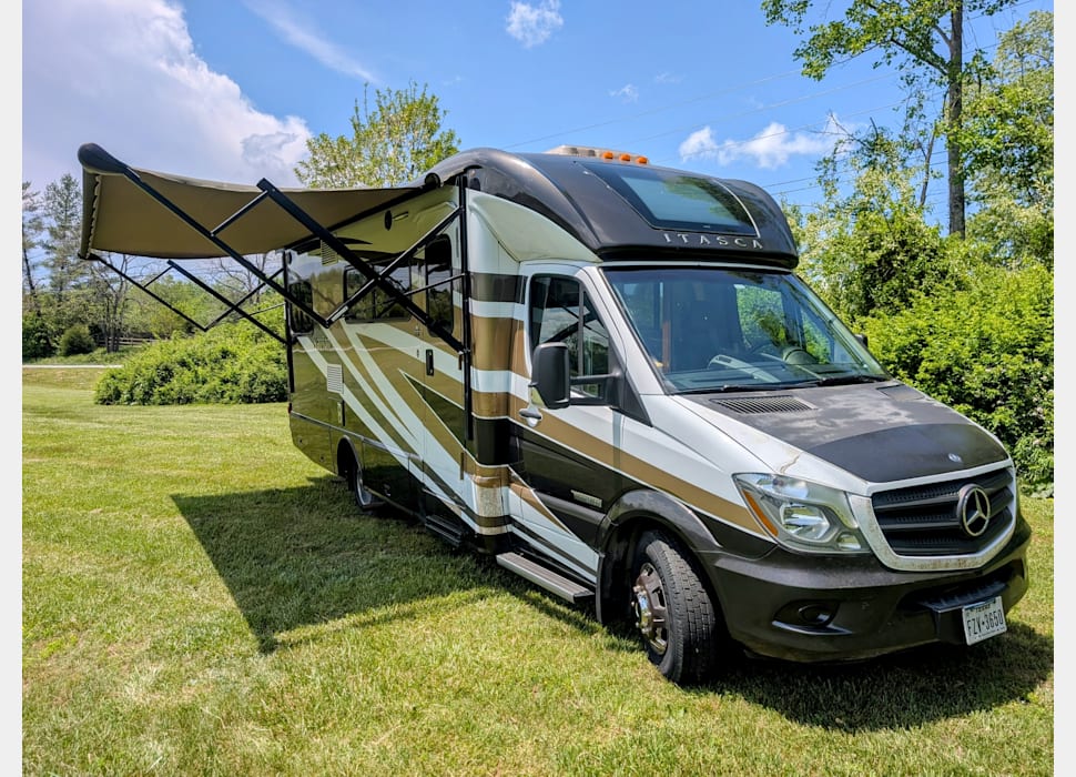 Class C Motor Home rentals in Kingston