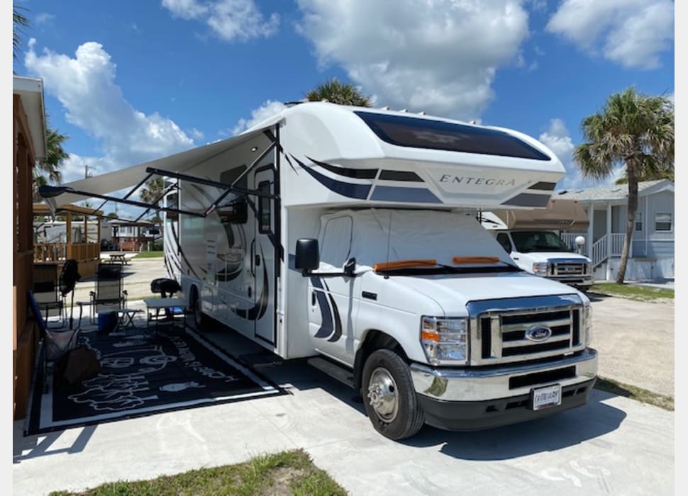 Class C Motor Home rentals in Jupiter