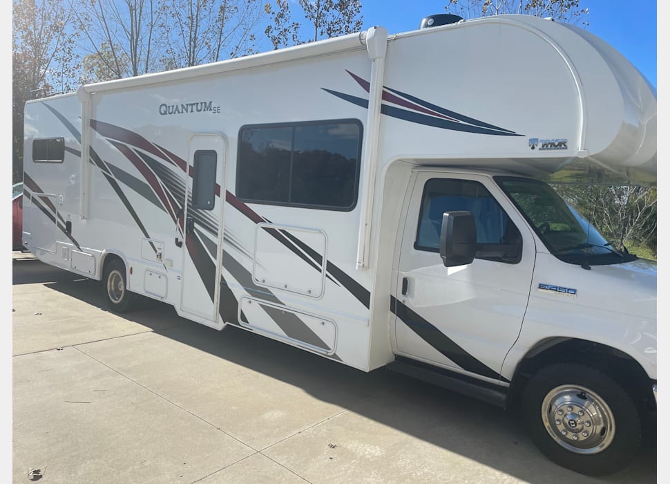 Class C Motor Home rentals in Charlevoix