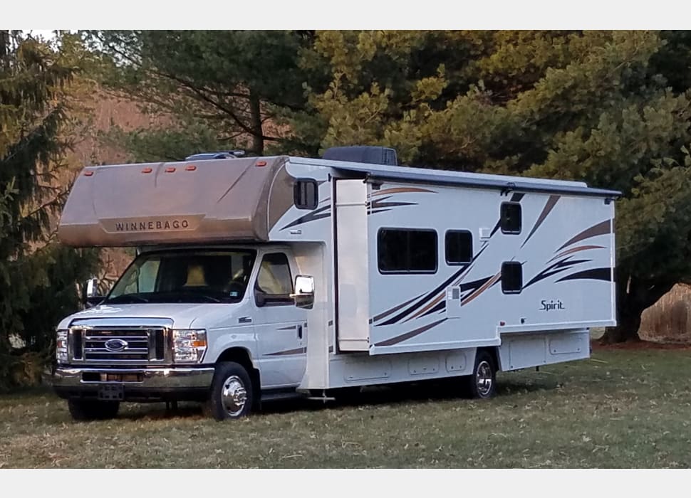 Class C Motor Home rentals in Alum creek