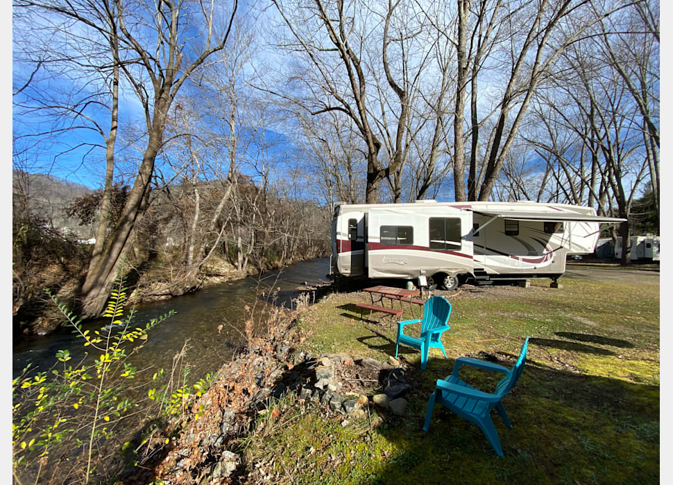 Fifth Wheel rentals in Powell