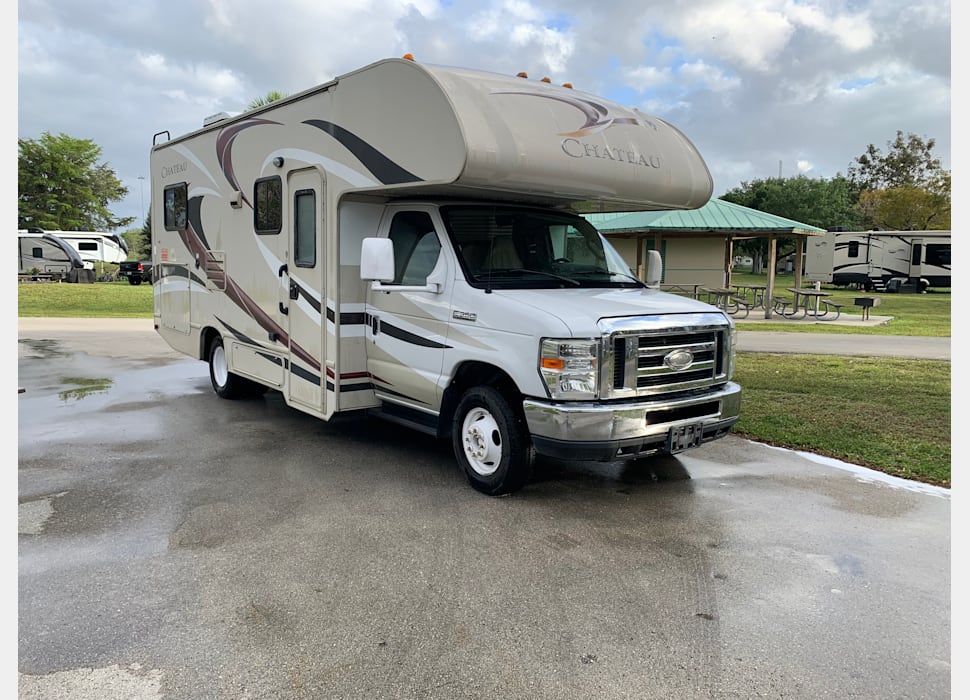 Class C Motor Home rentals in Miami