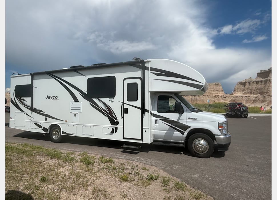 Class C Motor Home rentals in Earlham