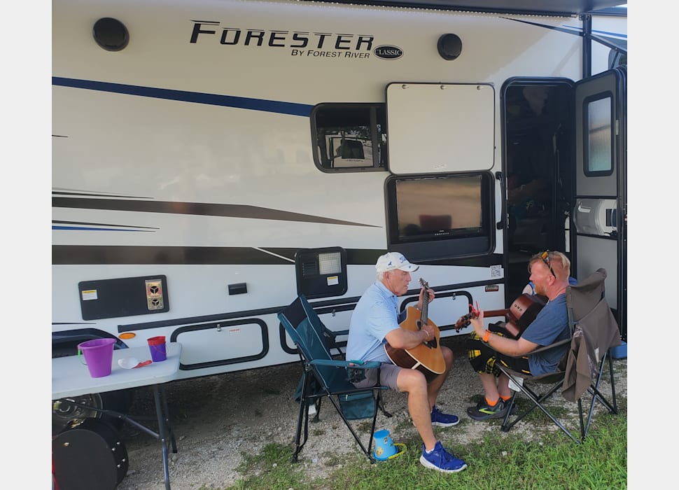 Class C Motor Home rentals in Lisbon