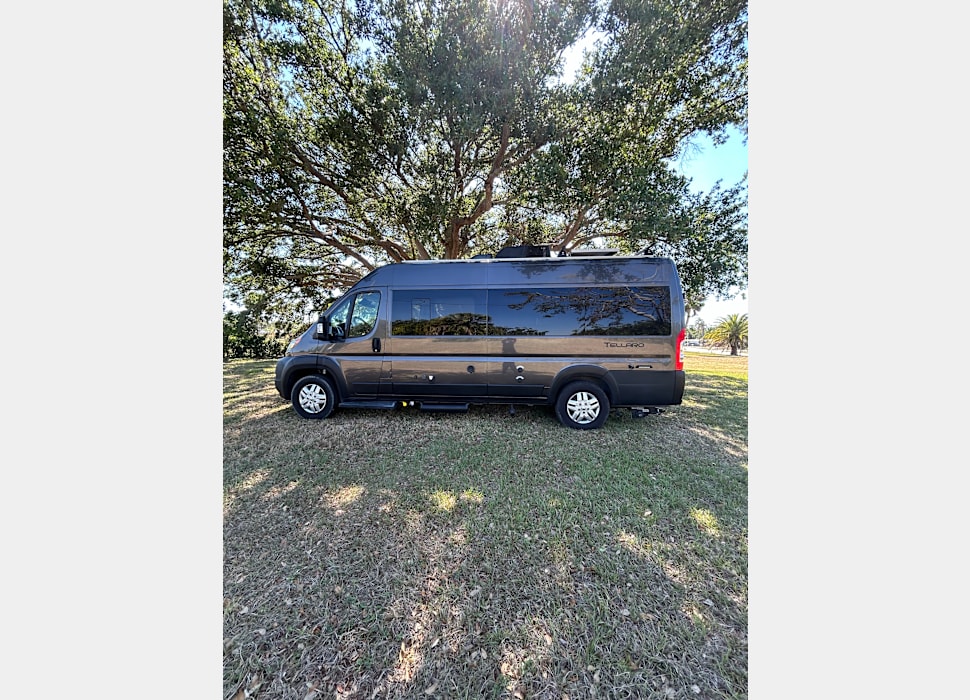 Class B Camping Van rentals in Palmetto