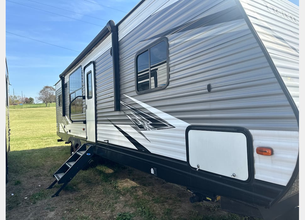 Travel Trailer rentals in Blanchester