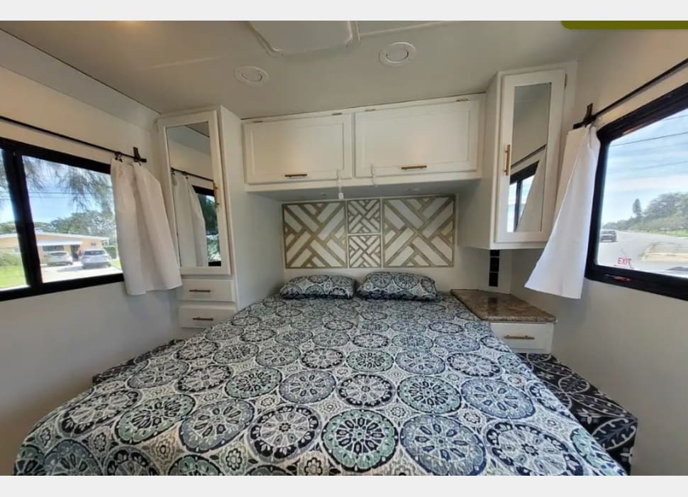 Class C Motor Home rentals in Plain City