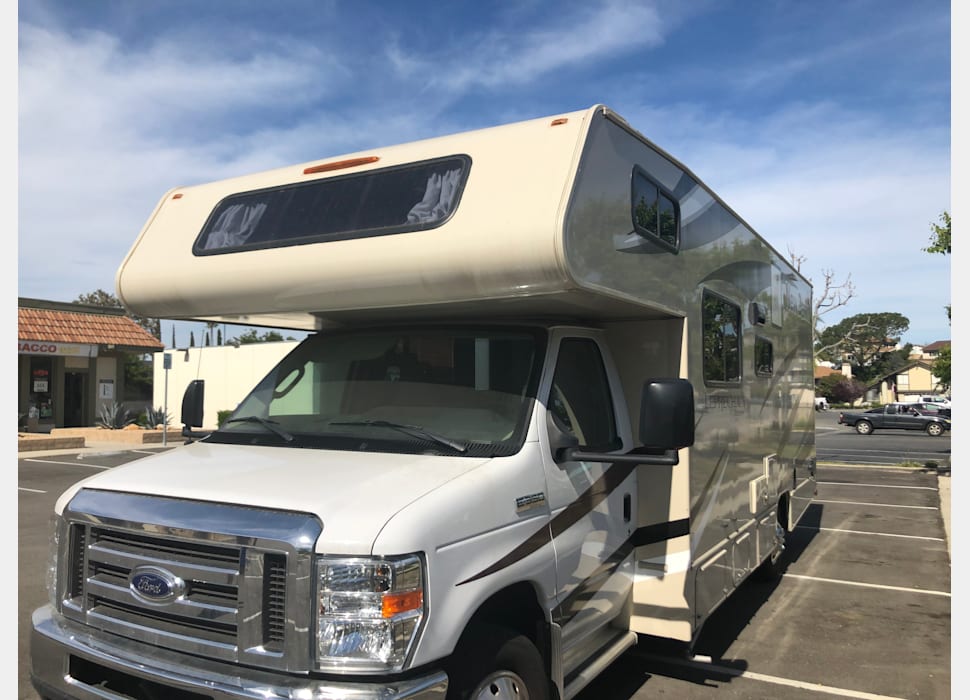 Class C Motor Home rentals in Simi Valley