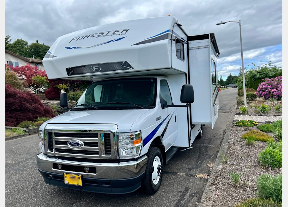 Class C Motor Home rentals in Vancouver