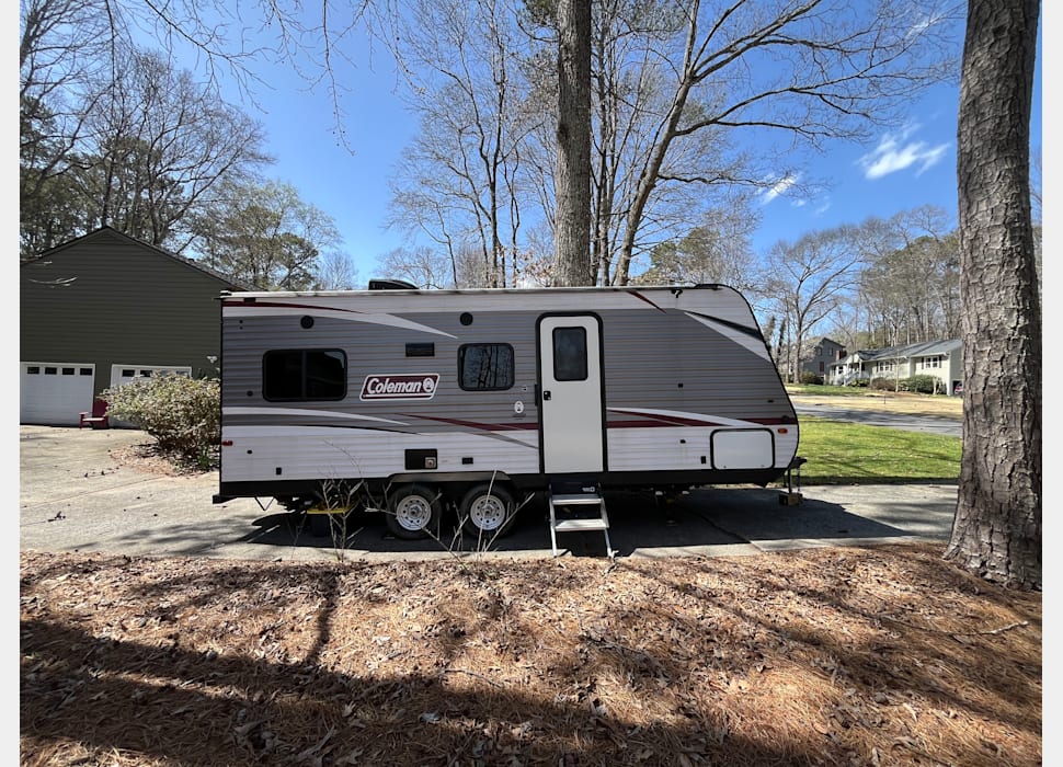 Travel Trailer rentals in Stone mountain