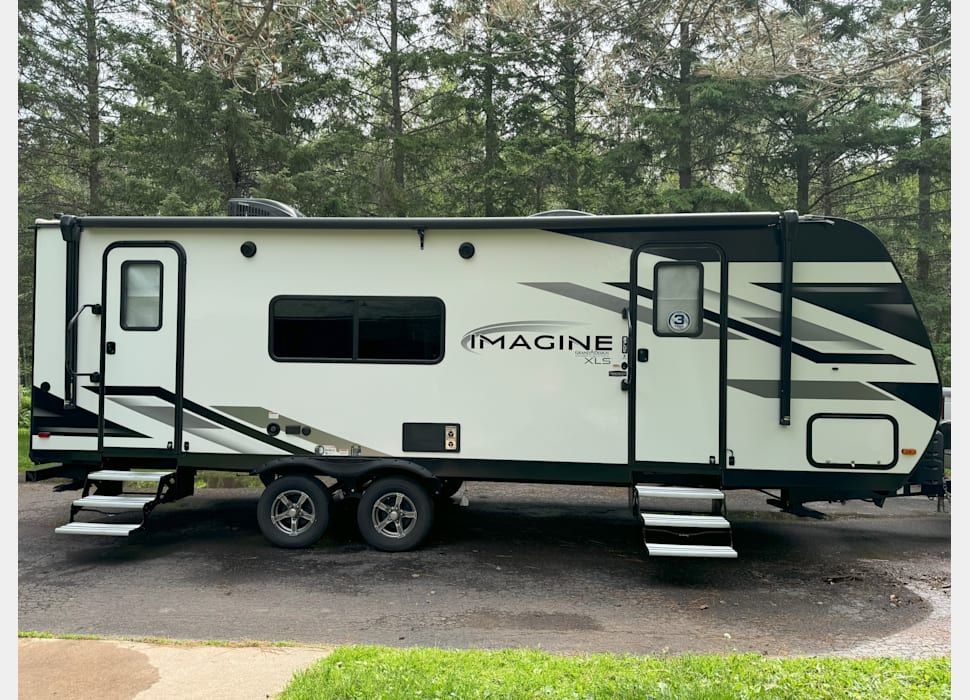 Travel Trailer rentals in Hermantown