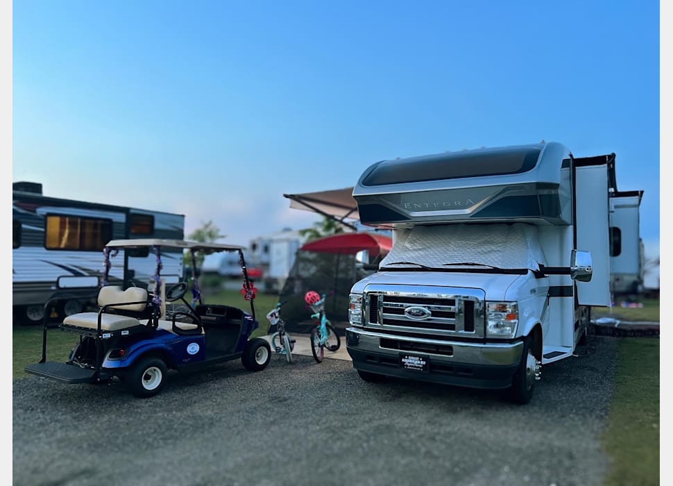 Class C Motor Home rentals in Monroe