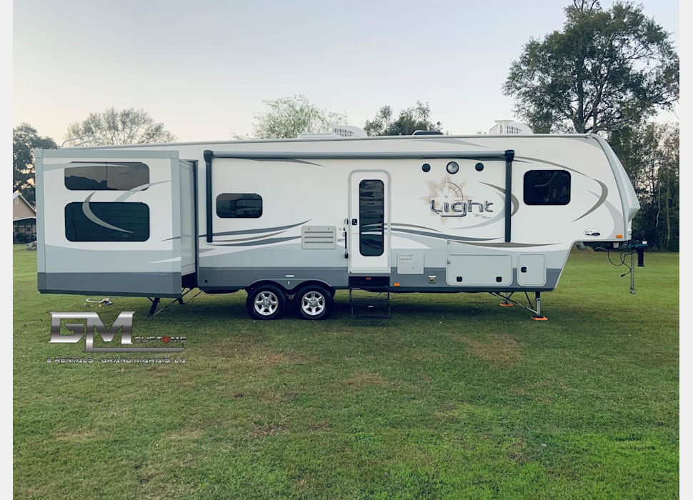 Fifth Wheel rentals in Henderson