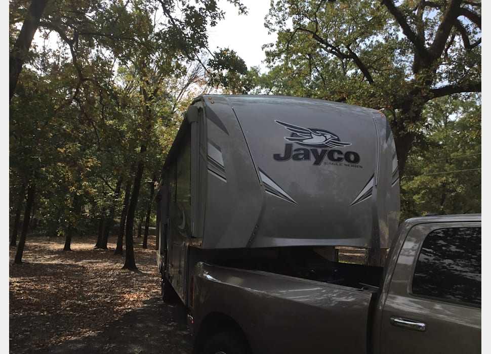 Fifth Wheel rentals in Cumby