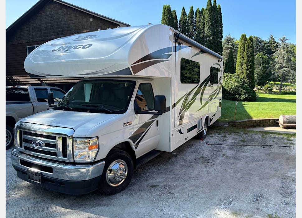 Class C Motor Home rentals in Southington
