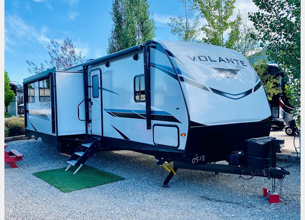Travel Trailer rentals in Gallatin Gateway