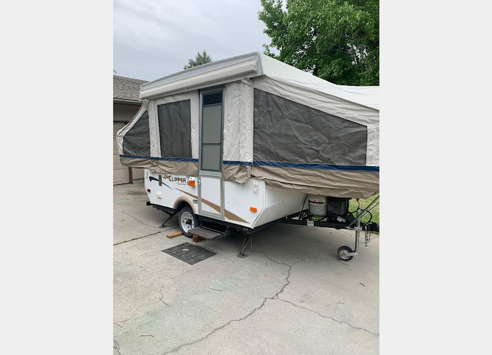 Pop-up Camper rentals in Algona