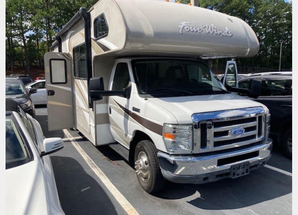 Class C Motor Home rentals in Woodstock