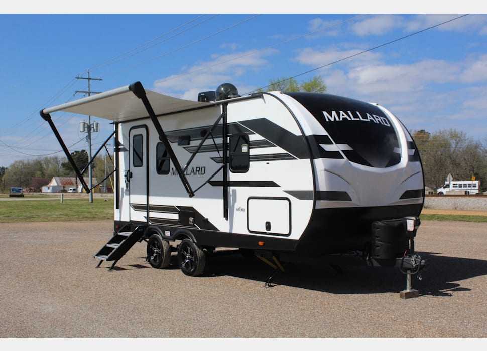 Travel Trailer rentals in Redfield, NY