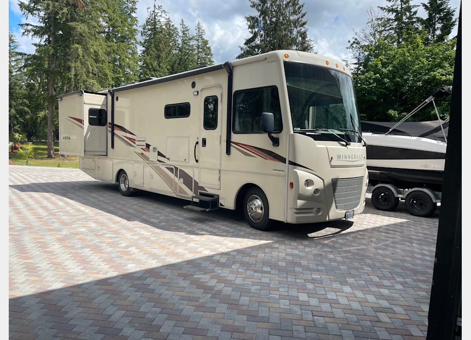 Class A Motor Home rentals in Everett