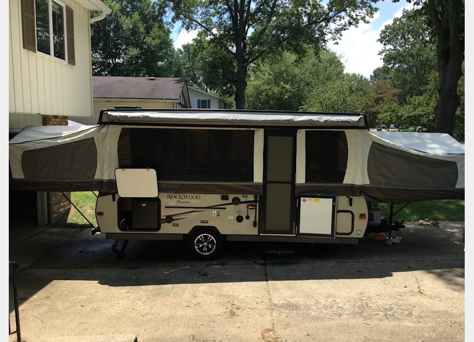 Pop-up Camper rentals in Kent