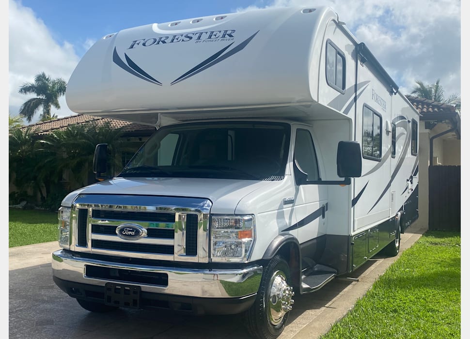 Class C Motor Home rentals in Jupiter