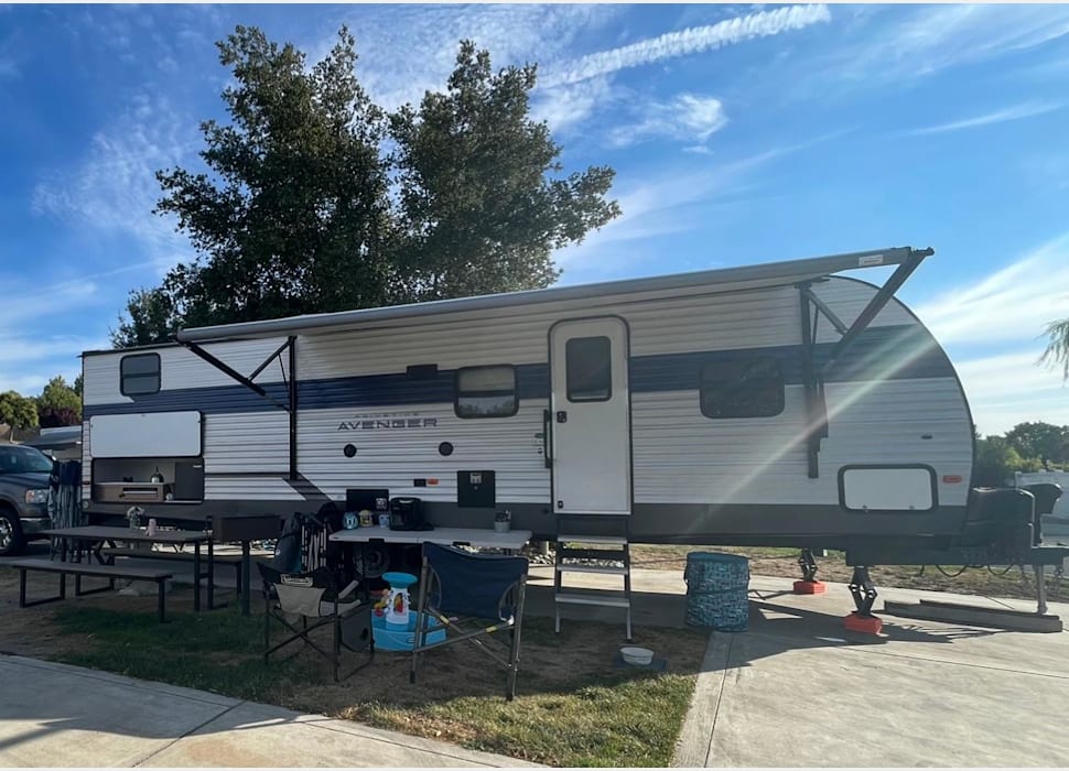 Travel Trailer rentals in Santa Clarita