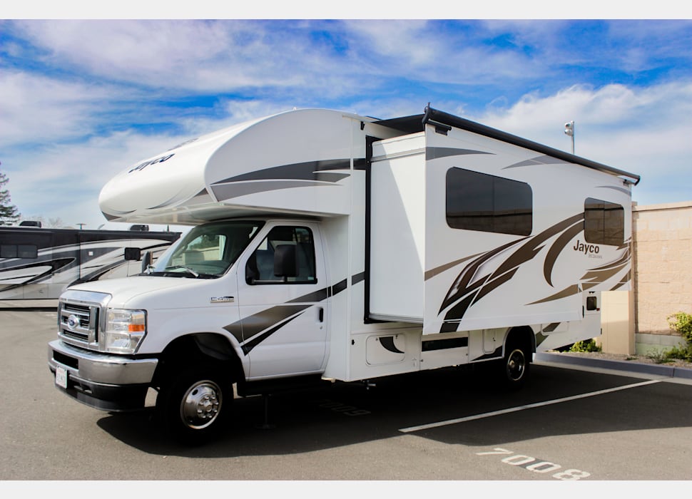 Class C Motor Home rentals in Hayward