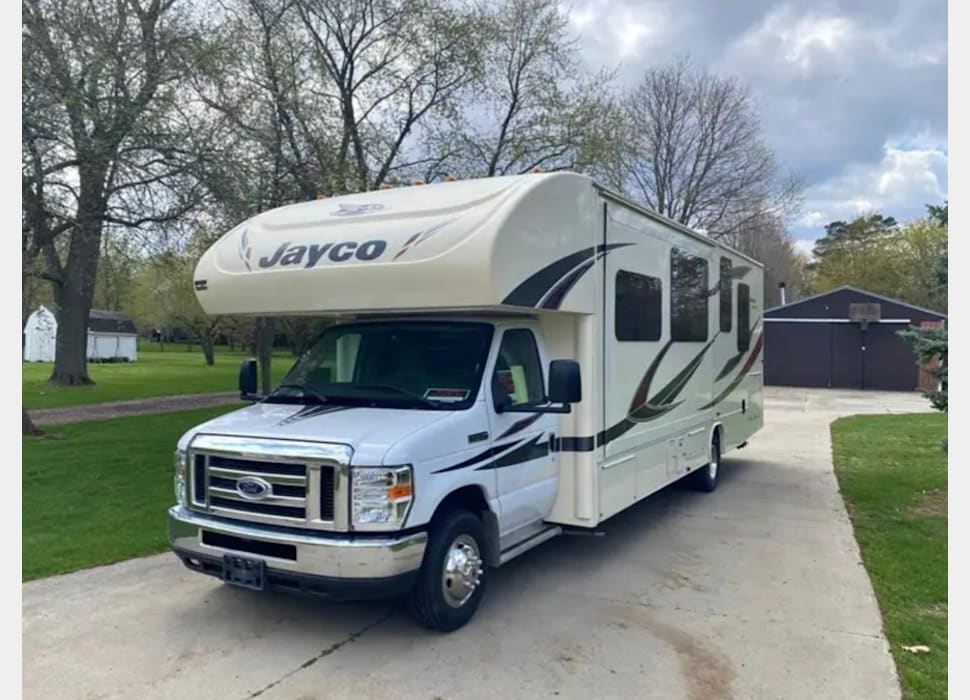 Class C Motor Home rentals in Bay City