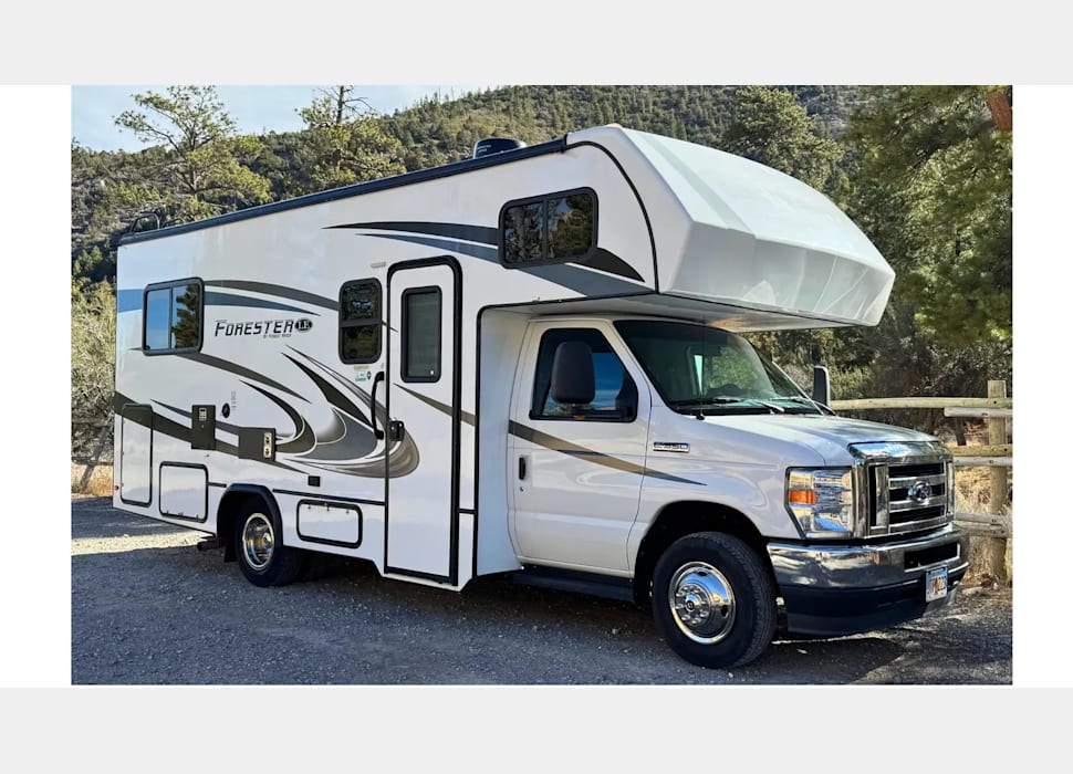 Class C Motor Home rentals in Las Vegas