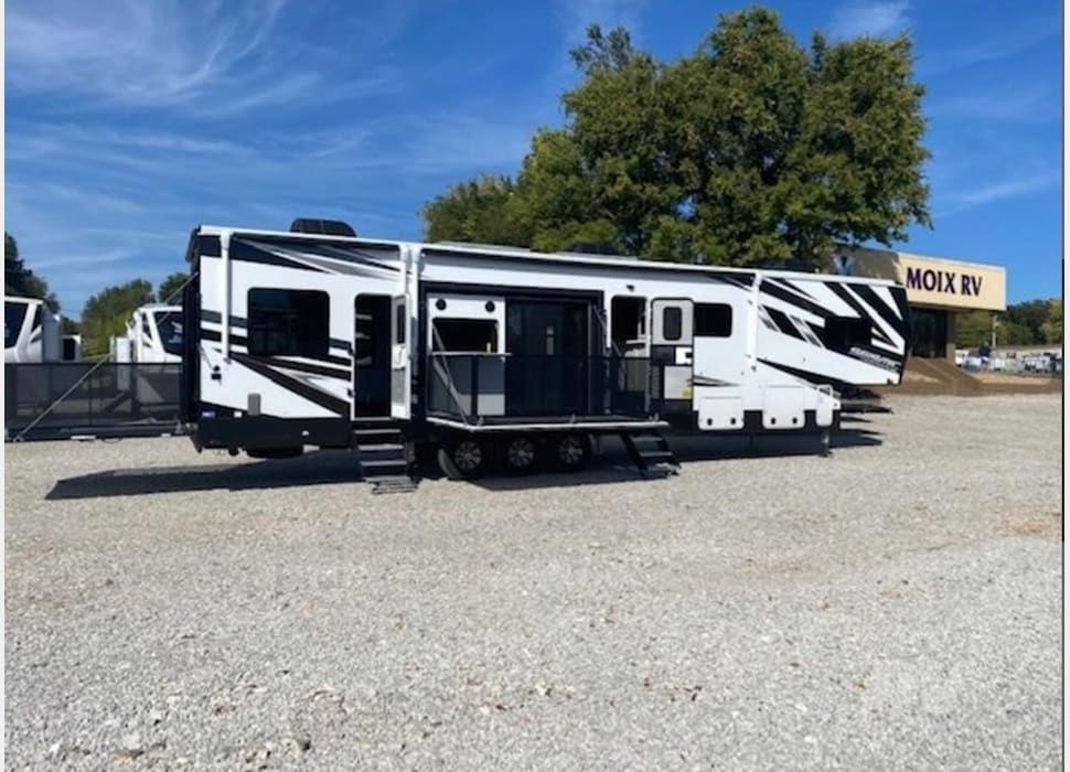 Fifth Wheel rentals in New Market