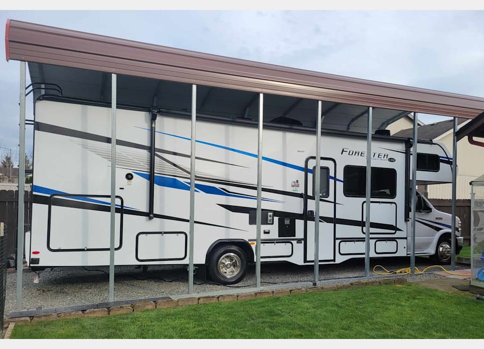 Class C Motor Home rentals in Kent