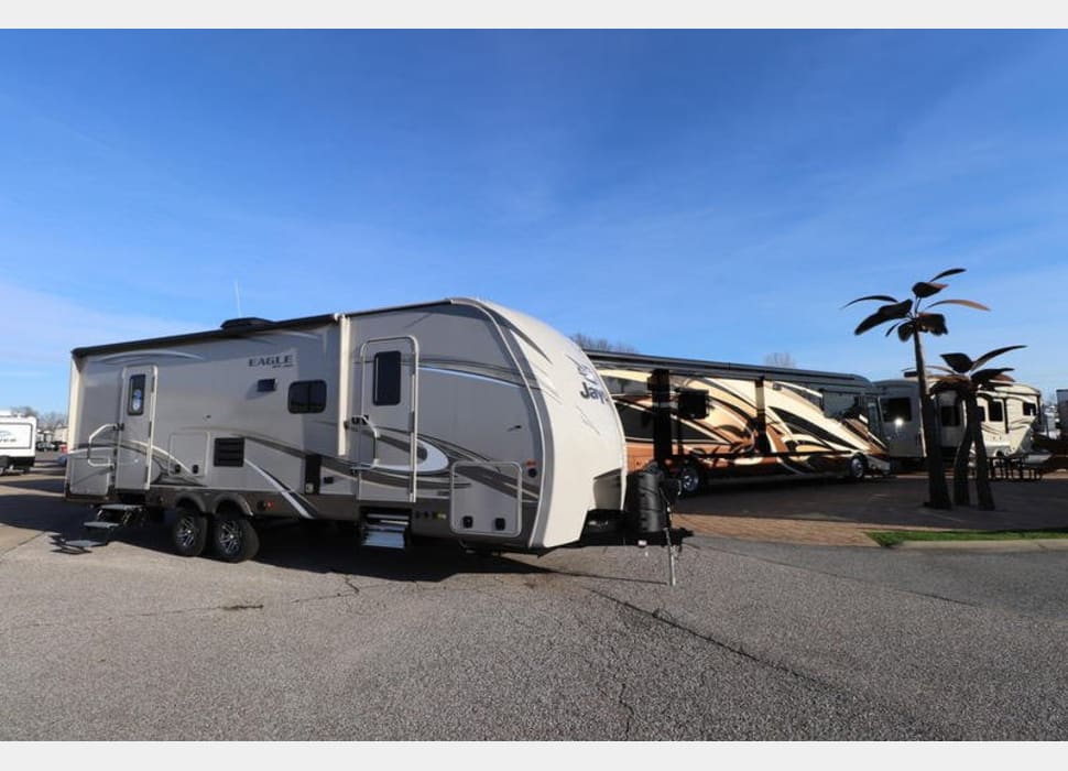 Travel Trailer rentals in Mckenzie