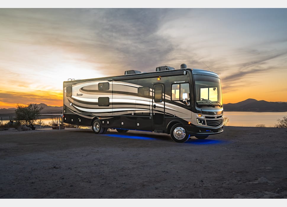 Class A Motor Home rentals in Phoenix