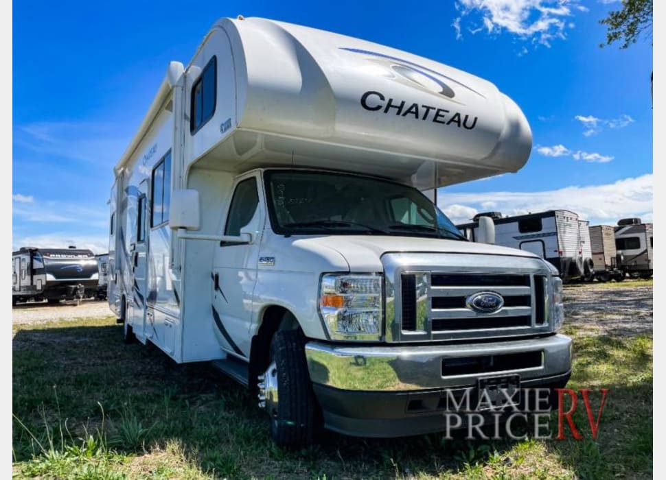 Class C Motor Home rentals in Yulee