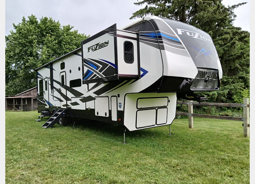 Toy Hauler rentals in Callaway
