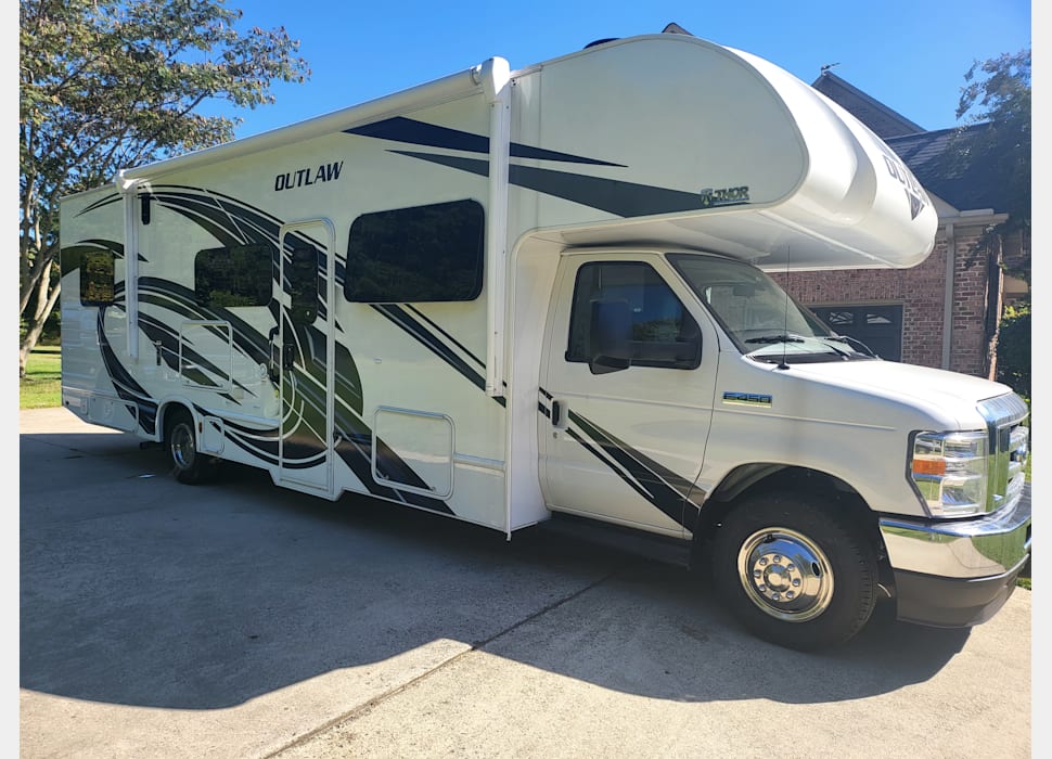 Class C Motor Home rentals in Denver