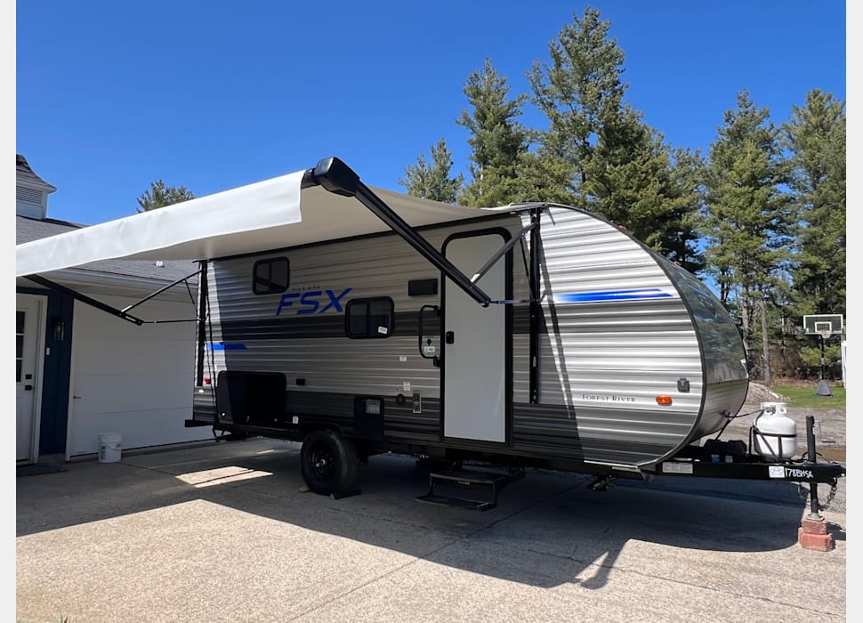 Travel Trailer rentals in Mikado