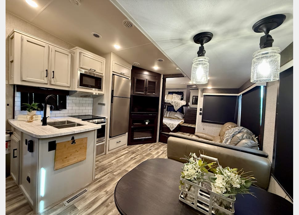 Fifth Wheel rentals in Myakka City