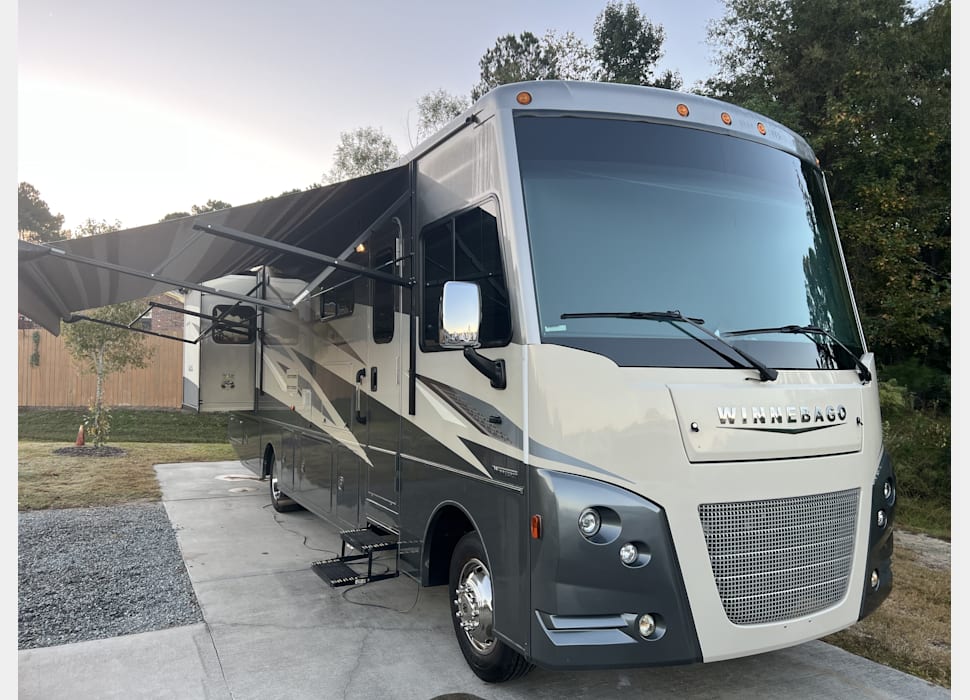 Class A Motor Home rentals in Richmond Hill