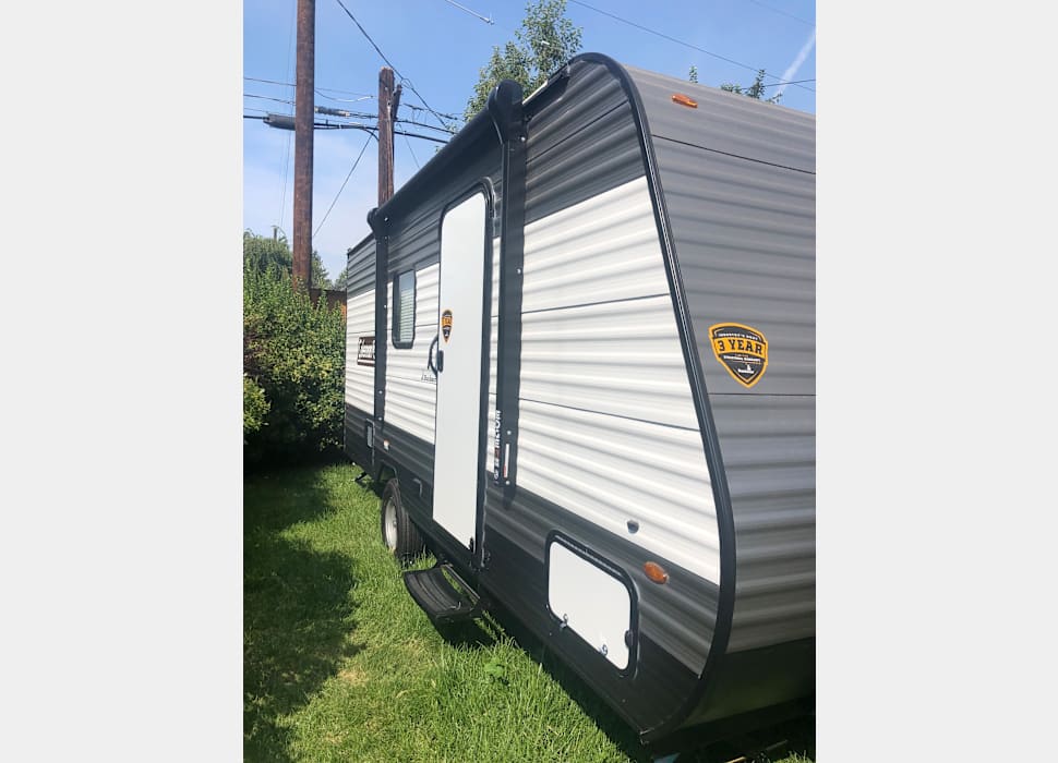Travel Trailer rentals in Benton City