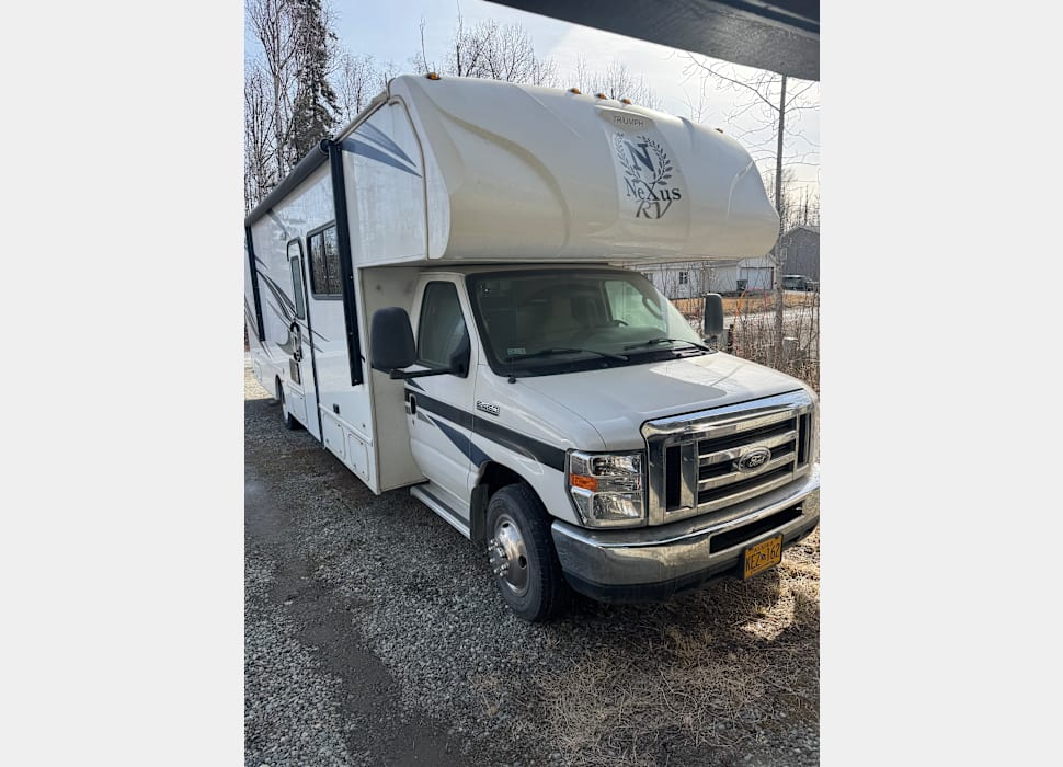 Class C Motor Home rentals in North Pole