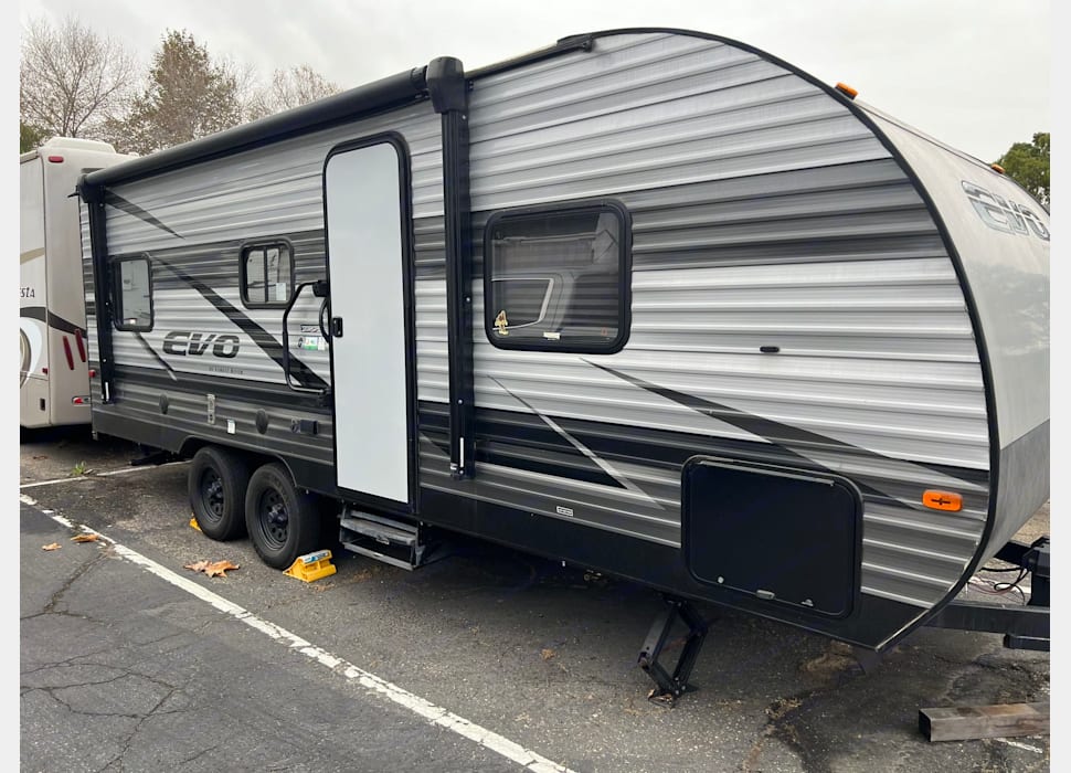 Travel Trailer rentals in Ventura